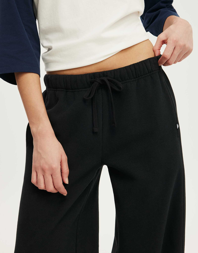 Cotton On Body Active - Plush Relaxed Straight Sweatpant