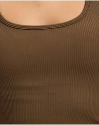 AVE Active - Ribbed Racer Crop Tank
