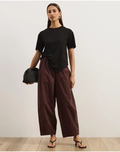 Atmos&Here - Lorrie Twist Waist T-Shirt