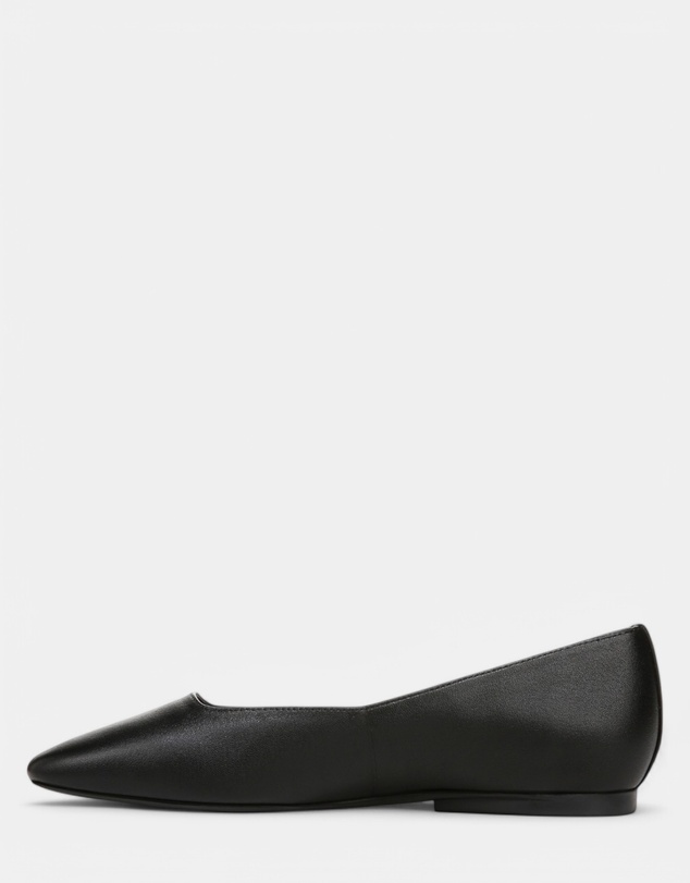Naturalizer - Chelsea Ballet Flat - Black Leather