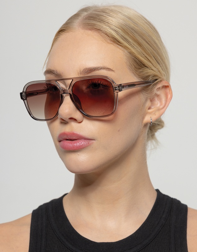 Otra Eyewear  - Kori - Transparent Olive