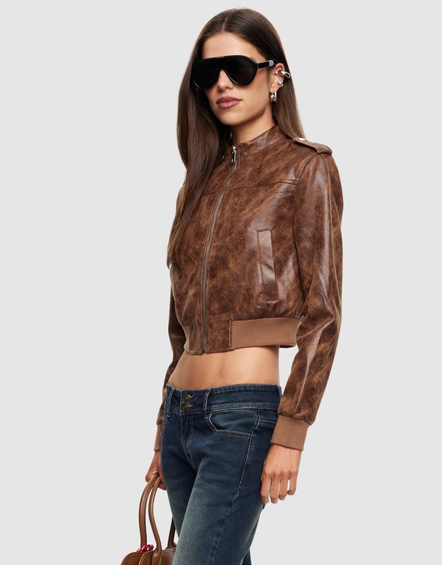 Lioness - Muse Bomber