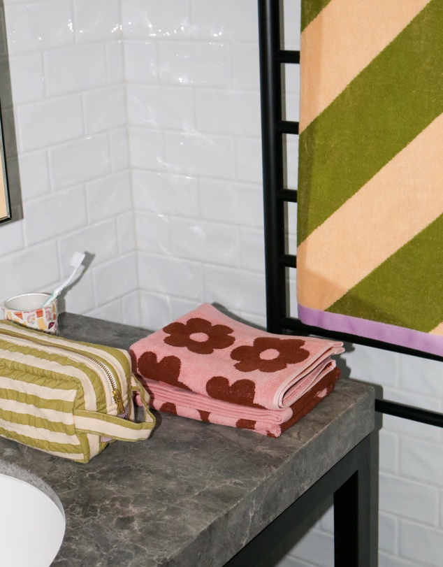 Mosey Me - Seersucker Stripe Dopp Kit