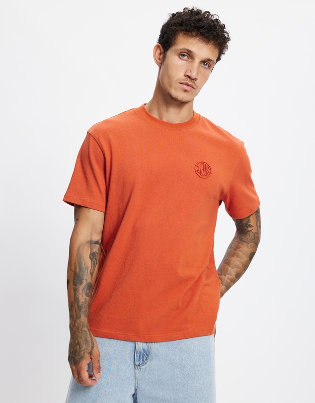 Deus Ex Machina - Pill Logo Tee