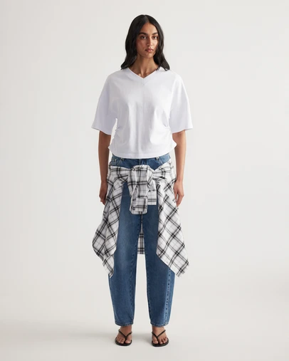 Decjuba - Alicia V Neck Boxy Tee