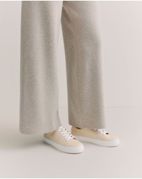 Trenery - Lyons Leather Sneaker in Beige