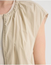 Oxford - Katie Sleeveles Bomber Jacket