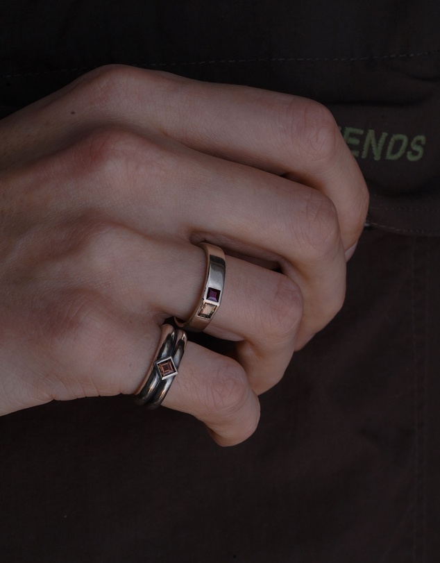 SUE THE BOY - Axis Band Ring
