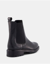 Shelly Shen - Sweet Boots