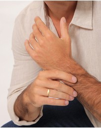 Kuzzoi - ICONIC EXCLUSIVE - Ring Men band Basic Elegant in 375 yellow gold