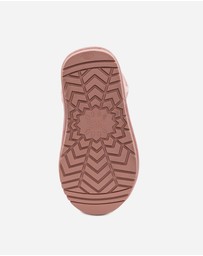 Ozwear Connection Uggs - Ugg Kids Ugg Boots (Water Resistant)