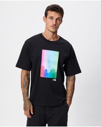 The North Face - HW Photo Oversized Graphic SS Tee