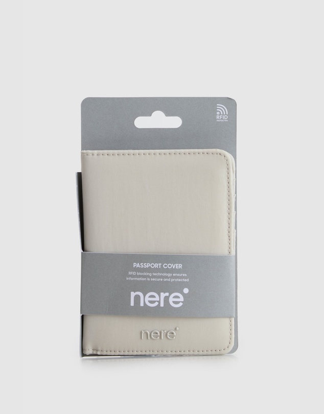 Nere - RFID Passport Cover