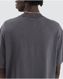 Kiss Chacey - Gillette Heavy Crop Tee