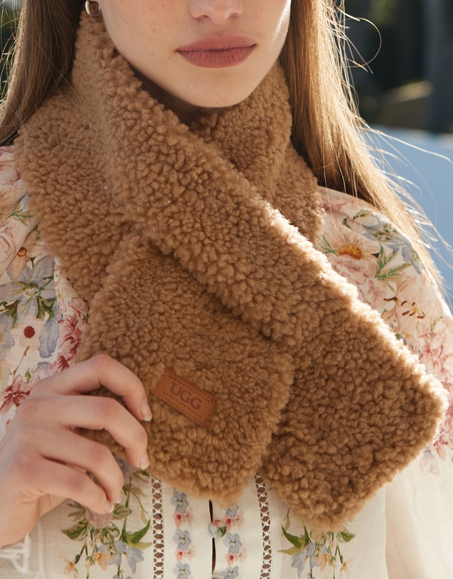 Ozwear Connection Uggs - Ugg Curly Sheepskin Scarf