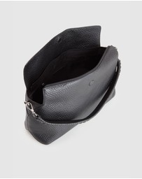 Evity - Clara Large Leather Shoulder Bag