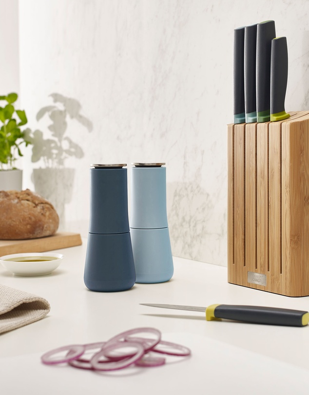 Joseph Joseph - Milltop™ Non-spill Salt & Pepper Mill Set (Grey)