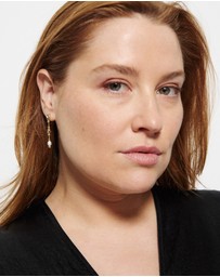 Commonry - Gigi Pearl Earrings