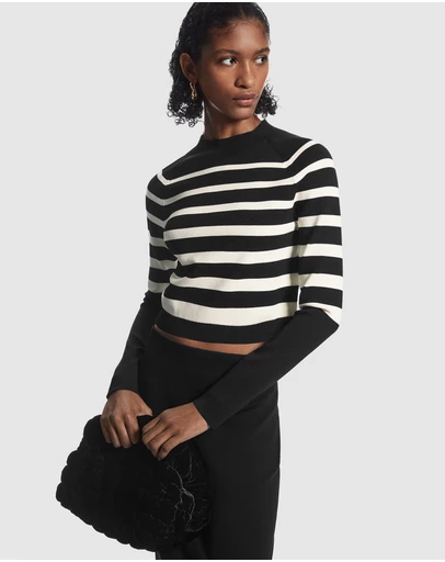 COS - Cropped Knitted Mock-neck Top
