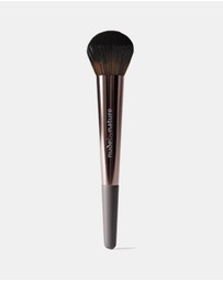 Nude by Nature -  Contour Brush 04