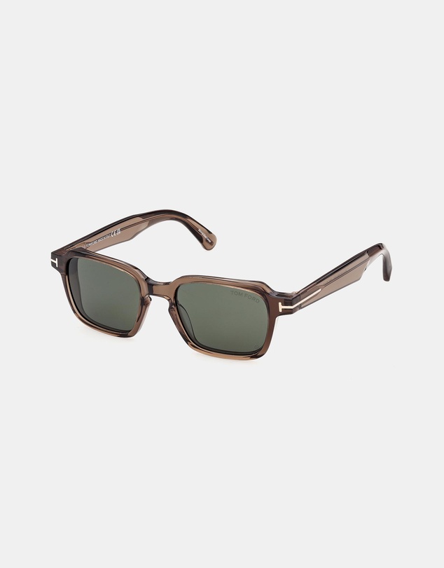 Tom Ford - Ezra-02