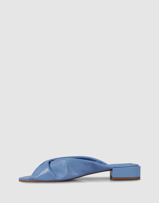 Sempre Di - Aziza Slides
