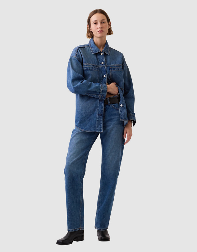 GAP - Mid Rise Straight Taper Barrel Jeans