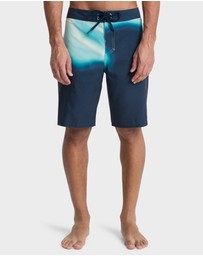 Quiksilver - Mens Surfwash 17