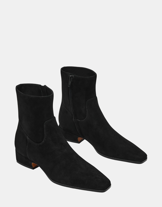 Steve Madden - Dusty Black Suede Boots