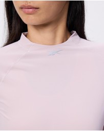 Reebok - Lux Speed Long Sleeve Top