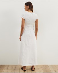 Atmos&Here - Lorry Keyhole Linen Blend Maxi Dress
