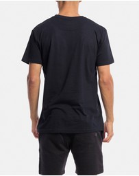 Xander - Athletique Tee