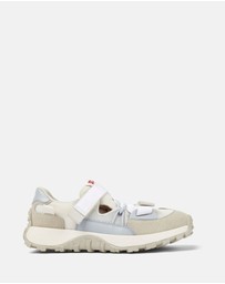 Camper - Trainers Drift Trail