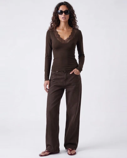 Style Addict - Lia Lace Trim Long Sleeve Top - Chocolate