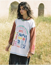 KINGA CSILLA - Japanese Sunset Tommy Tee