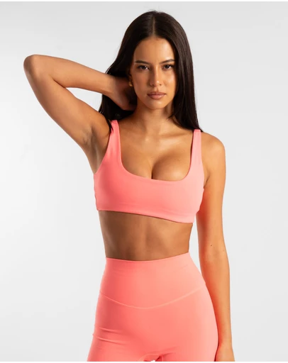 Active Basics - Square Neck Crop