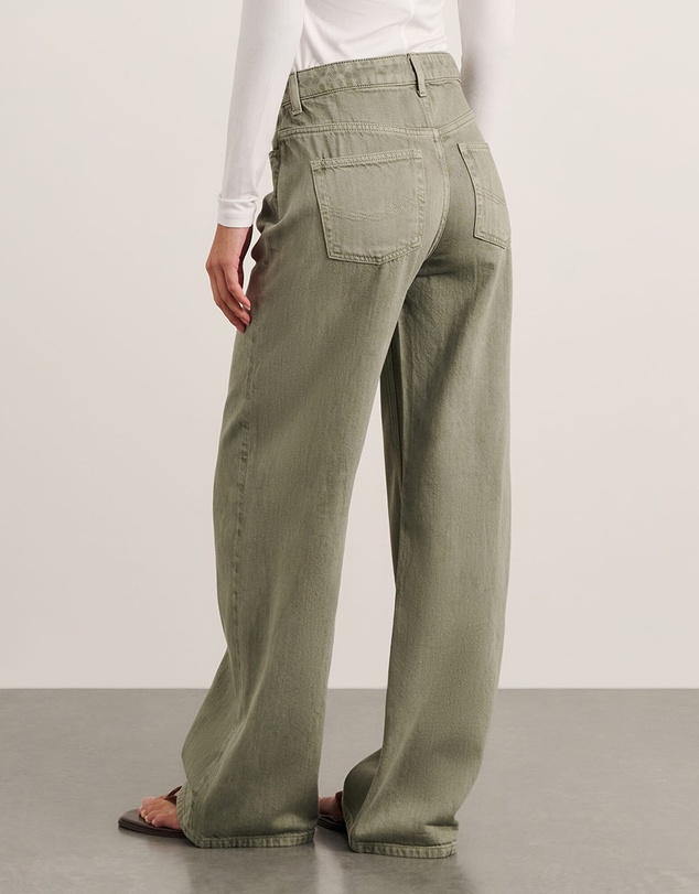 Jag - Loe Mid Rise Straight Jean