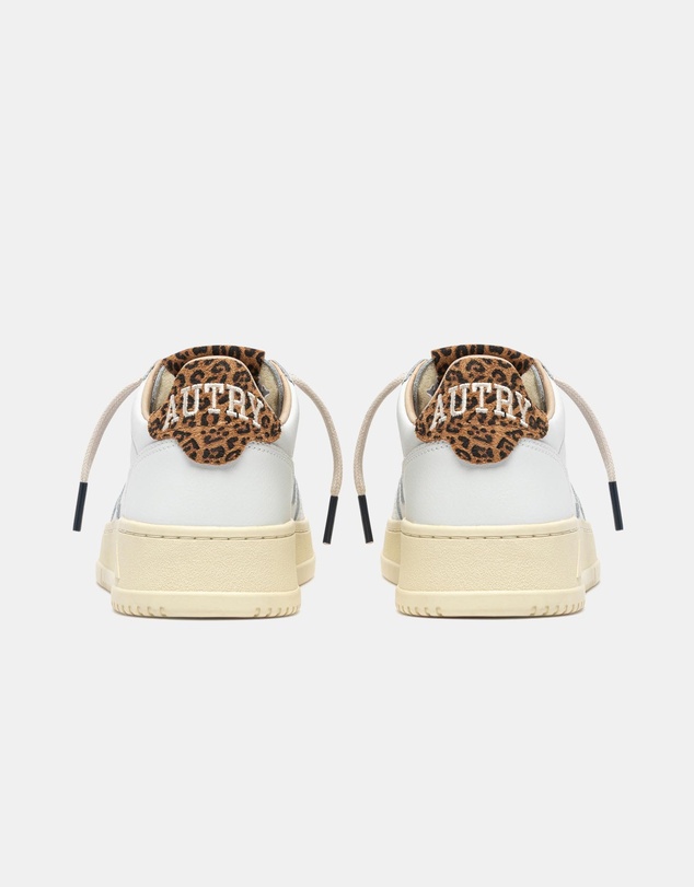 Autry - Medalist Low Sneakers - Women's