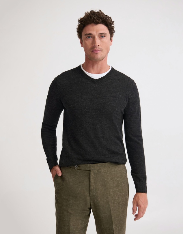 Oxford - Basic V-Neck Pure Wool Pullover