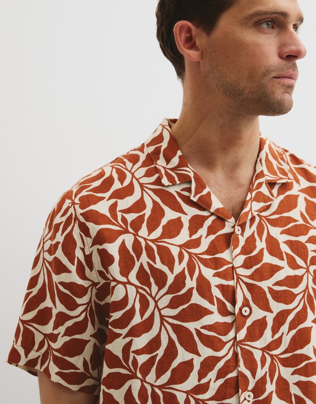 Country Road - Linen Leaf Print Short Sleeve Shirt