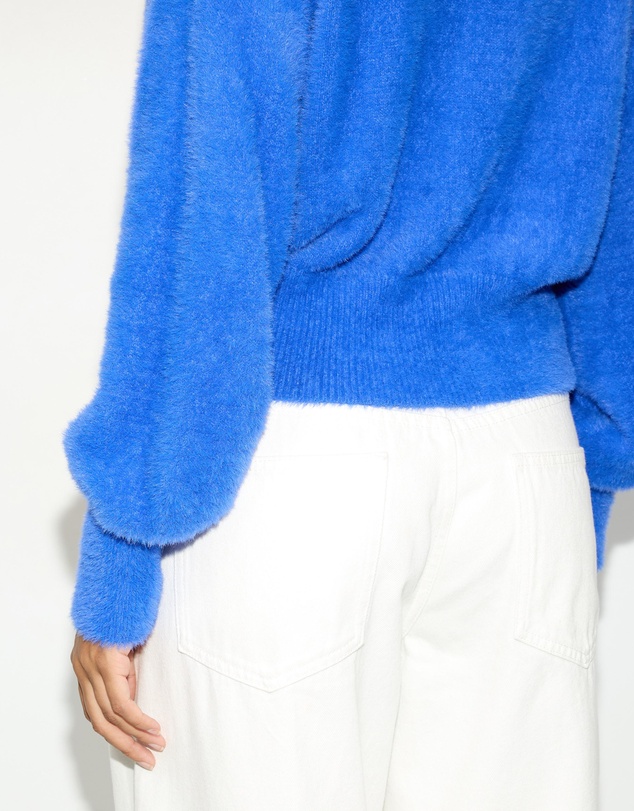 Dazie - Faye Fuzzy V-Neck Sweater