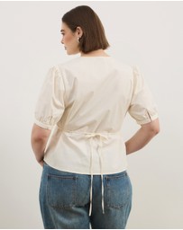Atmos&Here Curvy - Nora Puff Sleeve Wrap Shirt