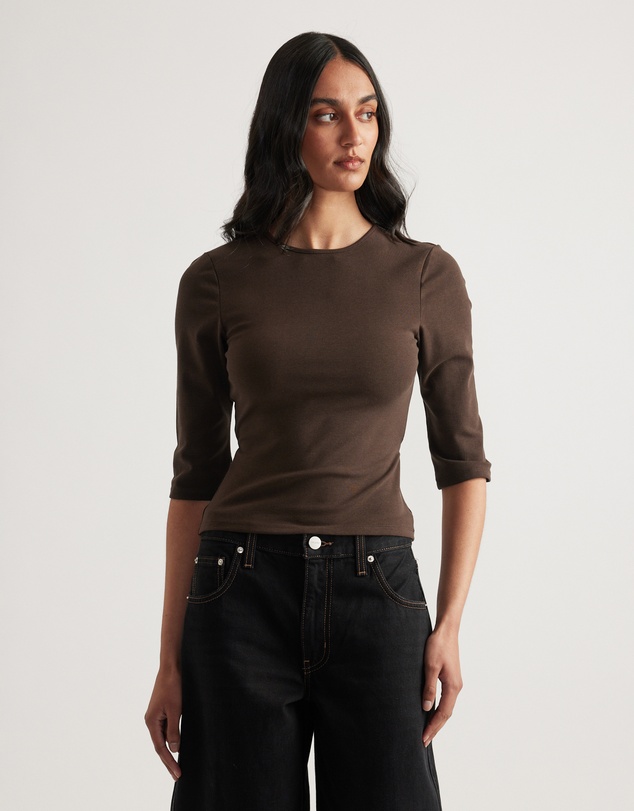 Decjuba - Iris Fitted 3/4 Sleeve Top