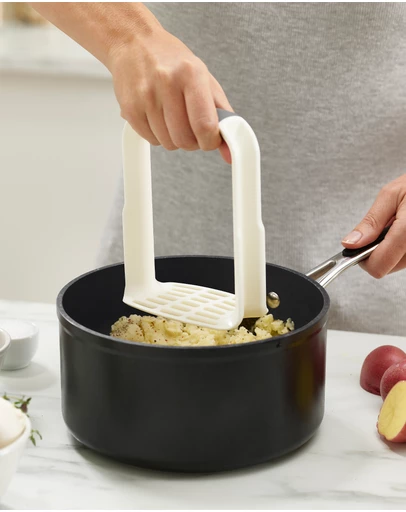 Joseph Joseph - Easy-Mash™ Ergonomic Potato Masher (White)