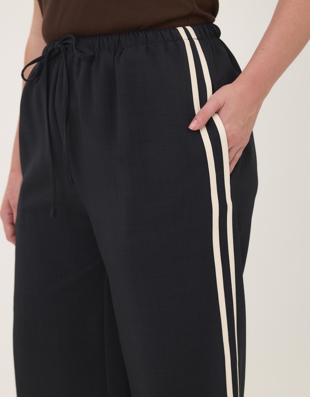 Atmos&Here Curvy - Aria Side Stripe Drawstring Pants