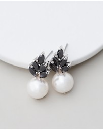 Stephanie Browne - Bocheron Pearl Earrings