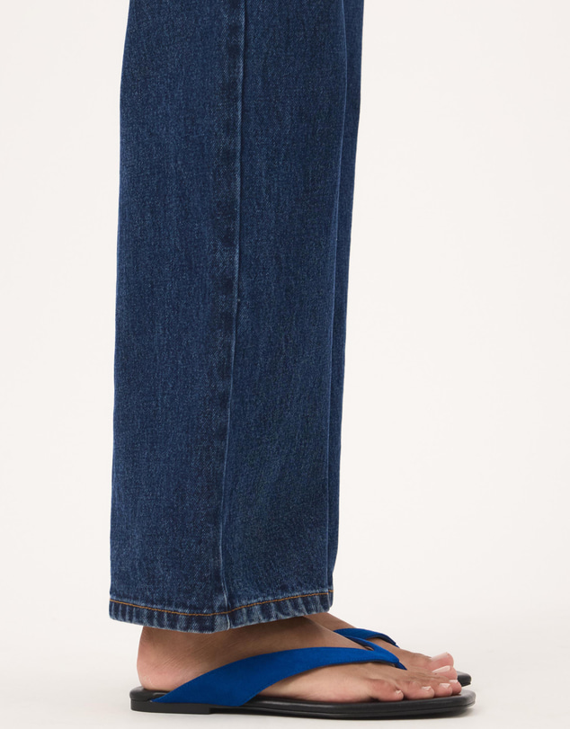 Atmos&Here - Lara Suede Sandals