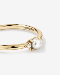 Michael Hill - 3 Stone Ring with Cultured Freshwater Pearl & Diamonds in 10kt Yellow Gold