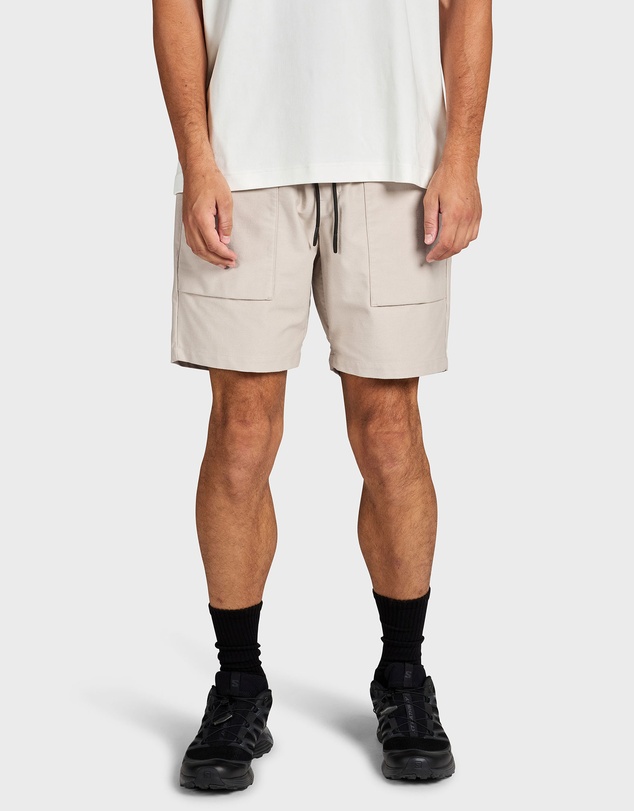 Academy Brand - Hemming Short