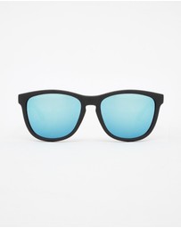 Hawkers Co - HAWKERS - Polarized Carbono Blue Chrome One Sunglasses for Men and Women UV400